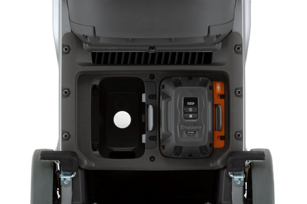Husqvarna - DE 120 Pace battery powered dust collector - Image 4