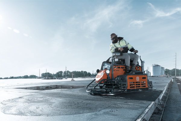 Husqvarna - CRT48 Power Trowel Ride-on 8' - Image 4
